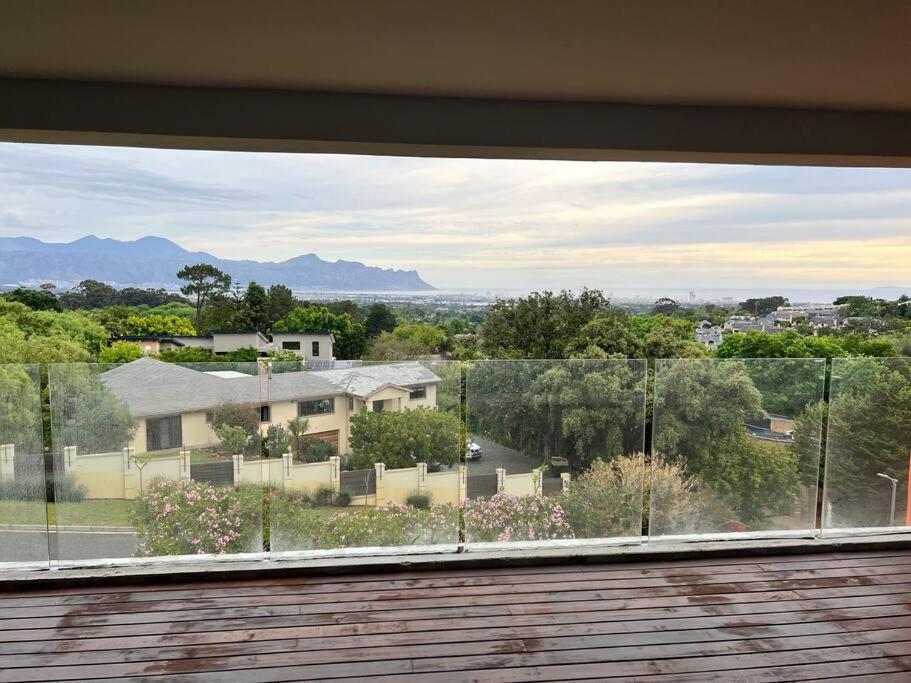 Amazing! 7 Bedroom With Rooftop Pool & Views Cape Town
